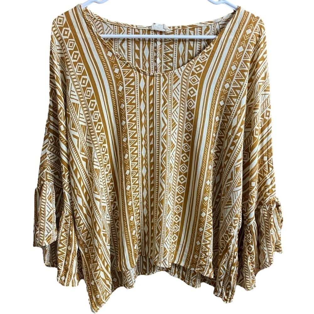 143 Story by Lineup Mustard Yellow White 3/4 Ruffle Sleeve VNeck Boho Top Size L